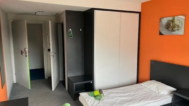 Klimatyzowany Sobotel & Hotel 3*